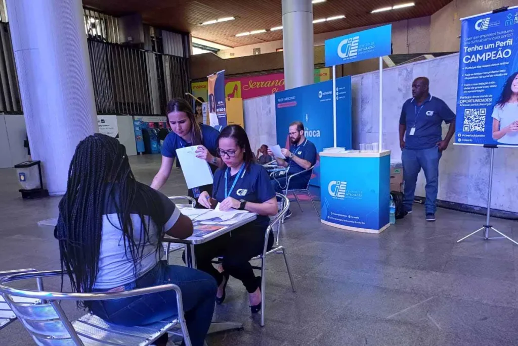 CIEE Rio realiza Amanhã mutirão com mais de 2 mil vagas para jovens e estudantes no West Shopping