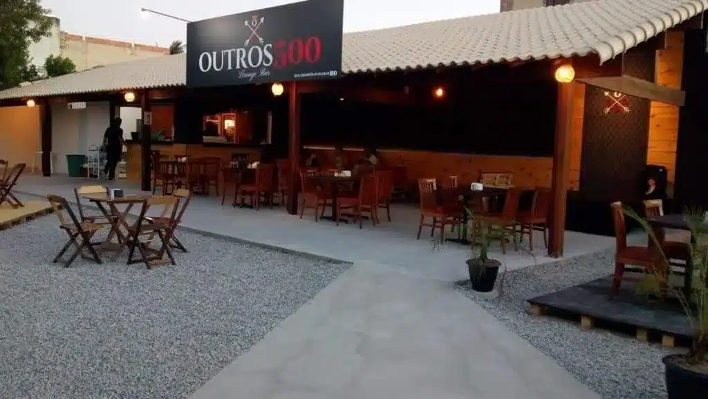 Outros 500 Bar e Restaurante abre novas vagas de emprego em Região do Rio. 1 Outros 500 Bar e Restaurante abre novas vagas de emprego em Região do Rio.