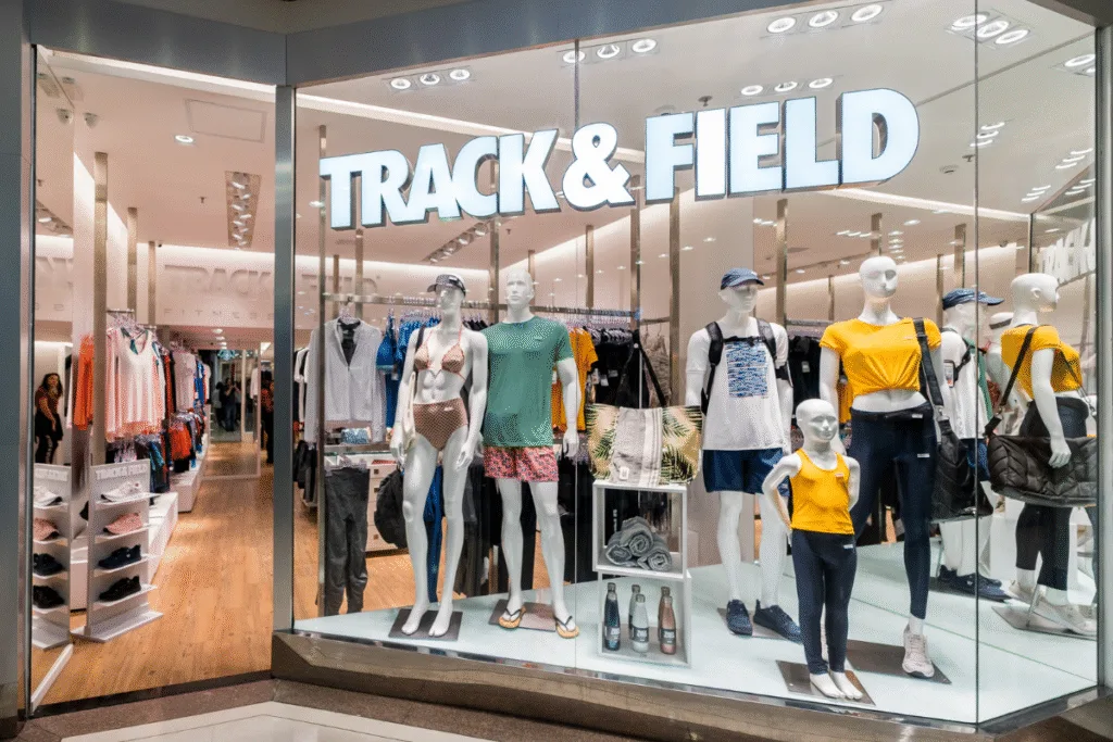 Track&Field abre 28 vagas temporárias no Rio de Janeiro para Black Friday e Natal