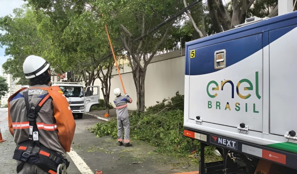ENEL RIO ABRE INSCRIÇÕES PARA CURSO GRATUITO DE ELETRICISTAS! Oportunidade em 7 cidades com bolsa auxílio para transporte e alimentação