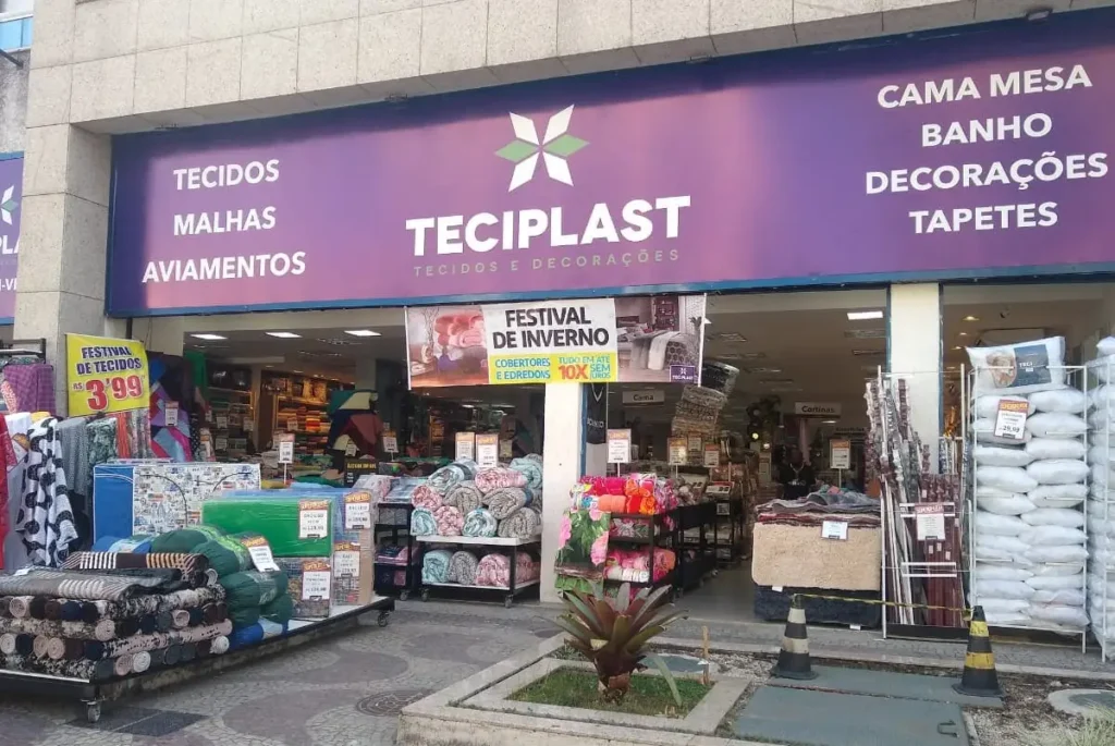 TECIPLAST ABRE DEZENAS DE VAGAS DE EMPREGO EM 11 LOJAS NO RIO DE JANEIRO!